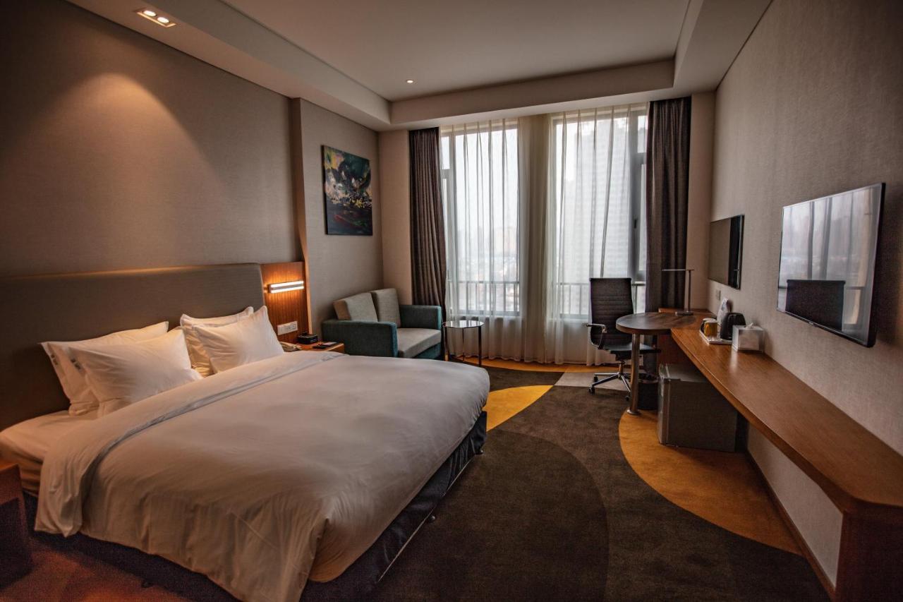 Holiday Inn Express Luoyang Xiyuan Bagian luar foto